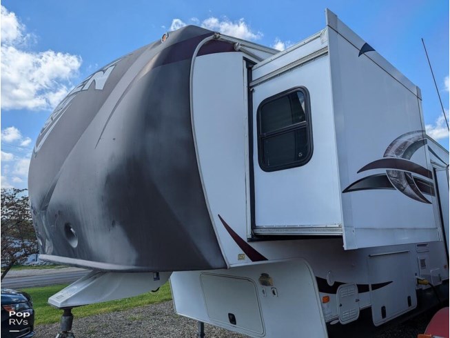 2013 SunnyBrook Raven 3300 CK - Used Fifth Wheel For Sale by Pop RVs in Sarasota, Florida