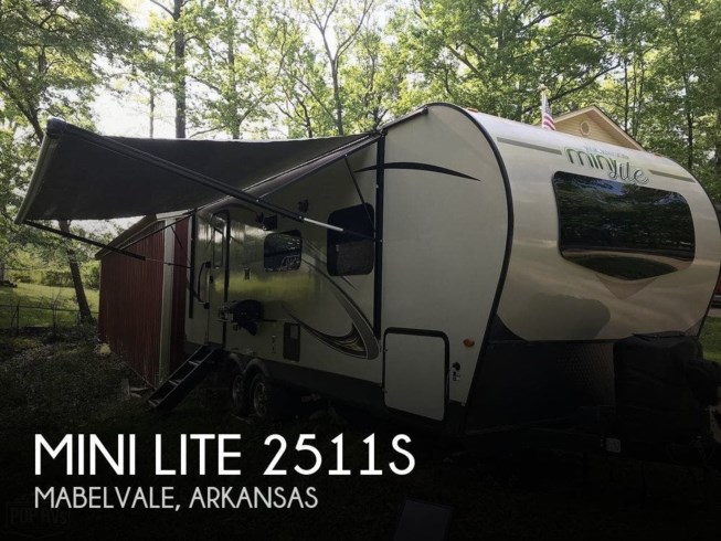Used 2020 Rockwood Mini Lite 2511S available in Mabelvale, Arkansas