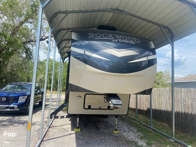 2021 Forest River Rockwood 2622RK - Used Fifth Wheel For Sale by Pop RVs in Weeki Wachee, Florida