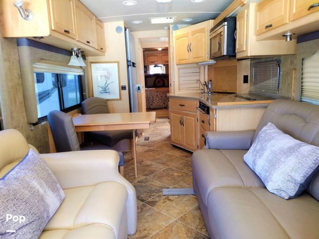 2007 Meridian 34H by Itasca from Pop RVs in Bolivia, North Carolina