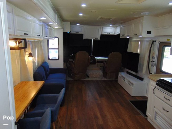 2009 Admiral 35SFD by Holiday Rambler from Pop RVs in Green Cove Springs, Florida