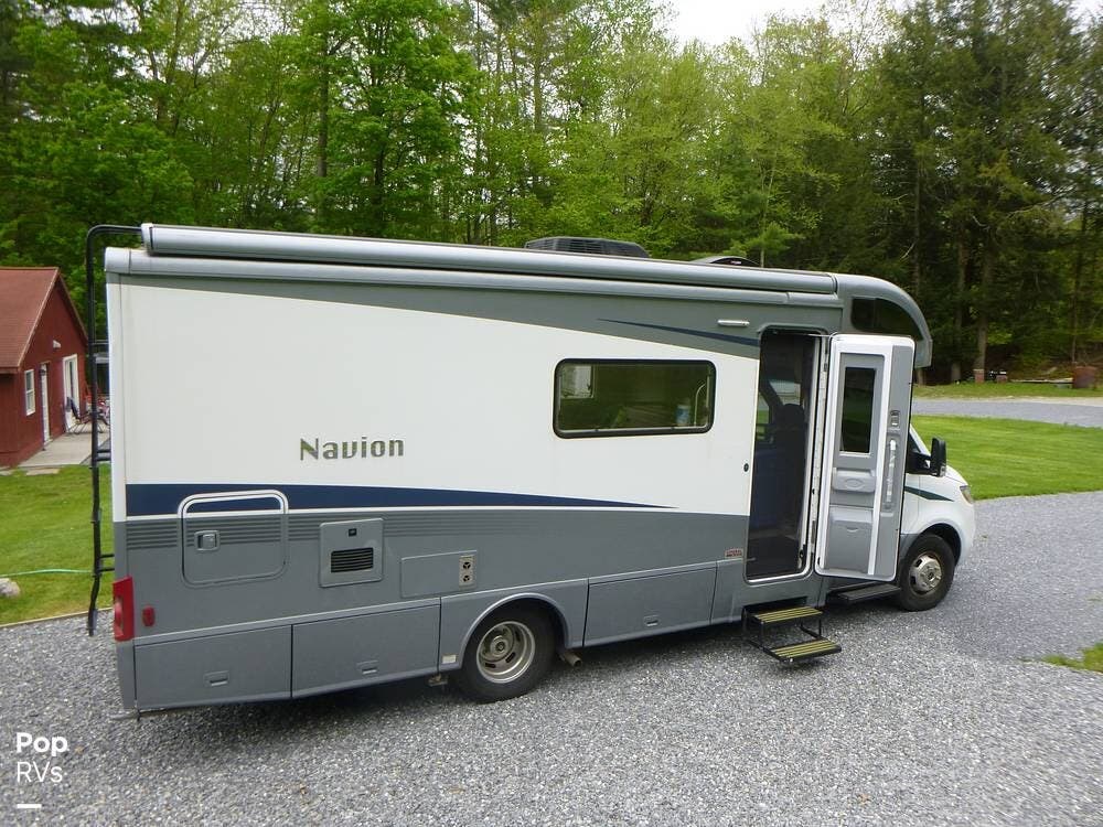 2020 Winnebago Navion 24D RV for Sale in Arlington, VT 05250 286275