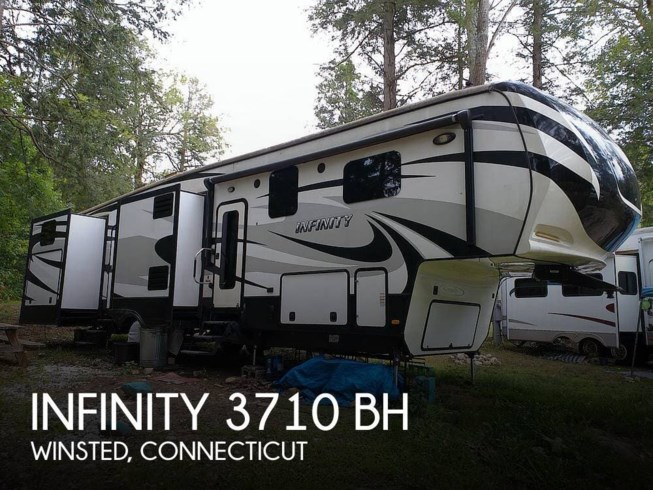 Used 2015 Dutchmen Infinity 3710 BH available in Sarasota, Florida