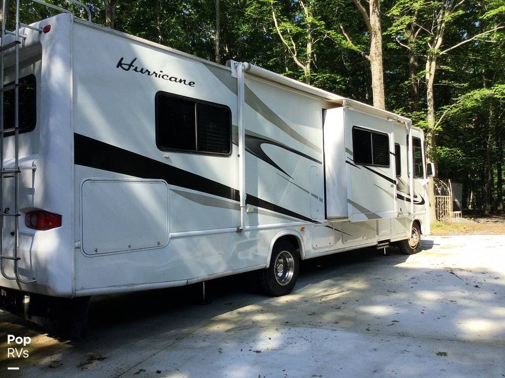 2008 Four Winds Hurricane 33T RV for Sale in Stafford, VA 22556