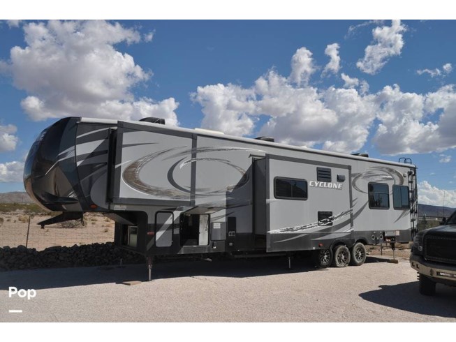 2015 Heartland Cyclone 3800 - Used Toy Hauler For Sale by Pop RVs in White Hills, Arizona