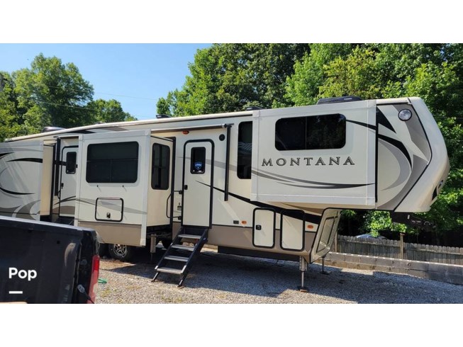 2018 Keystone Montana 3731FL - Used Fifth Wheel For Sale by Pop RVs in Marianna, Florida