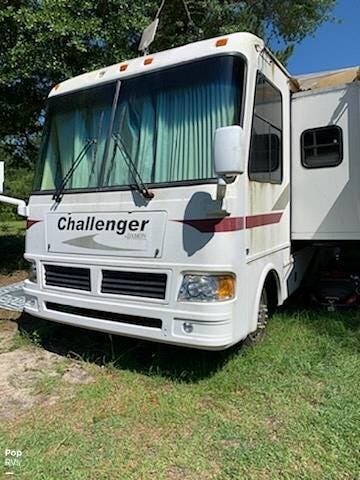 2006 Damon Challenger 348 - Used Class A For Sale by Pop RVs in Sarasota, Florida