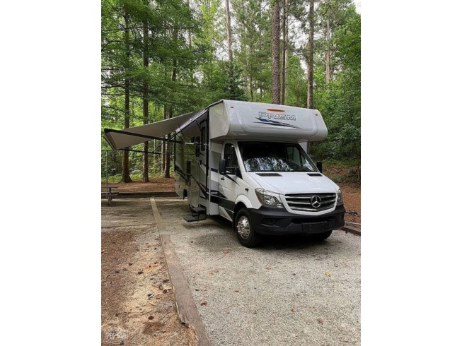 2020 Coachmen Prism 25 - Used Class C For Sale by Pop RVs in Hickory, North Carolina features Slideout