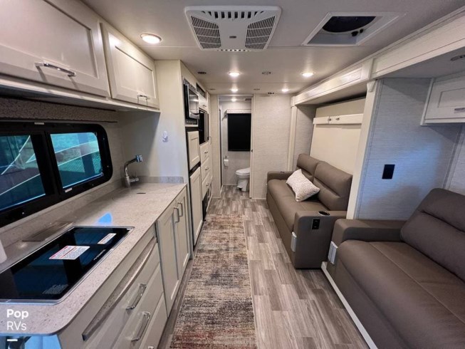 2022 Tiffin Wayfarer 25RW - Used Class C For Sale by Pop RVs in Lynn Haven, Florida features Awning, Generator, Leveling Jacks, Slideout, Air Conditioning