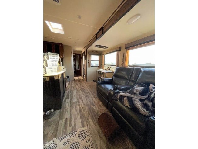 2018 Grand Design Reflection 315RLTS - Used Travel Trailer For Sale by Pop RVs in Needles, California features Air Conditioning, Slideout, Awning