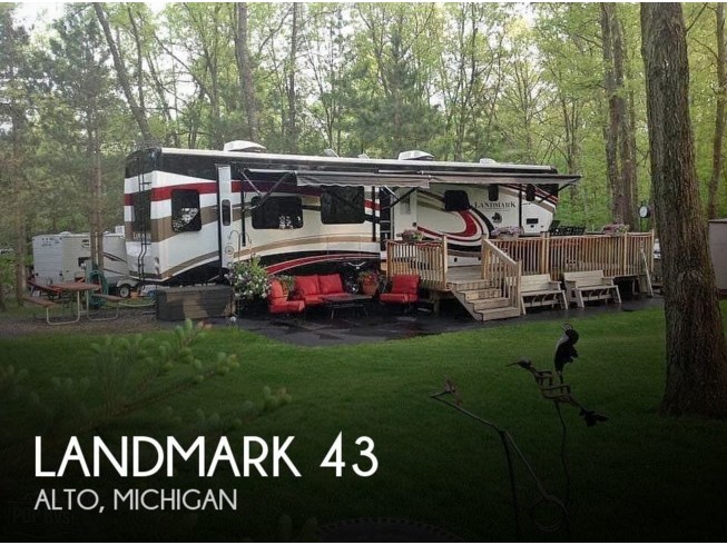 Used 2016 Heartland Landmark 43 available in Alto, Michigan