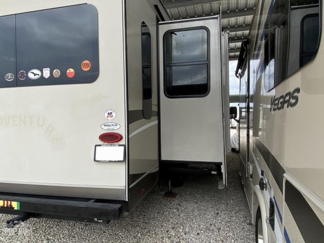 Used 2017 Jayco Eagle 291RSTS available in Richmond, Texas