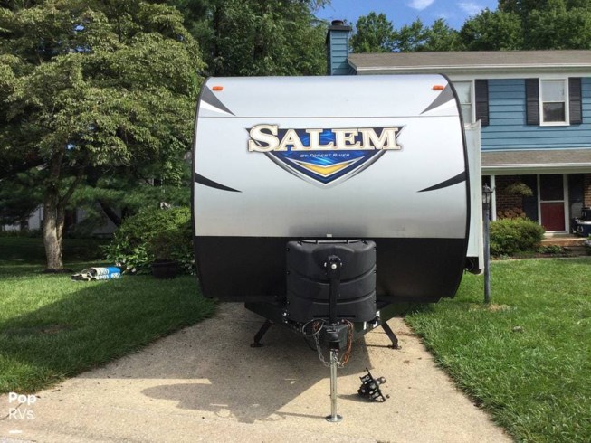 2018 Forest River Salem 27DBK - Used Travel Trailer For Sale by Pop RVs in Columbia, Maryland features Slideout, Air Conditioning, Leveling Jacks, Awning
