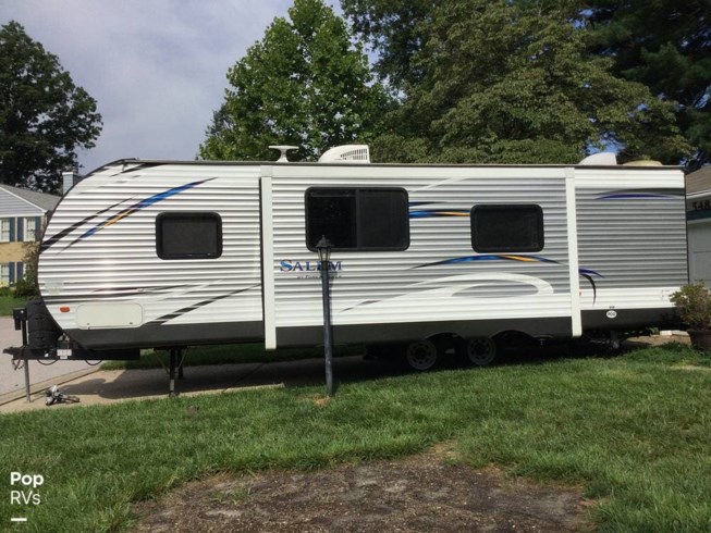 Used 2018 Forest River Salem 27DBK available in Columbia, Maryland