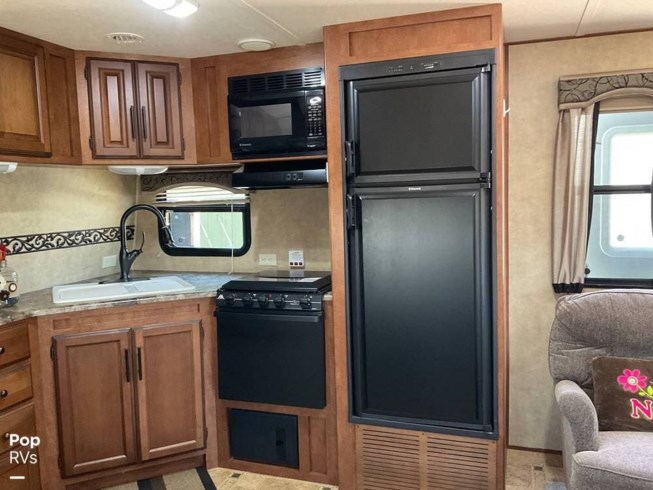 2012 Raven 3121FK by SunnyBrook from Pop RVs in Sarasota, Florida