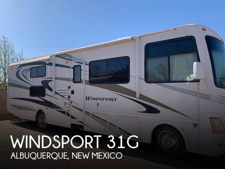 Used 2010 Thor Motor Coach Windsport 31G available in Albuquerque, New Mexico