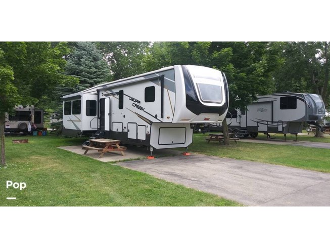 2021 Forest River Cedar Creek 377BH - Used Fifth Wheel For Sale by Pop RVs in Essexville, Michigan