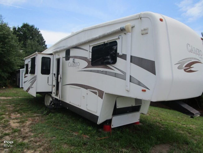 2010 Carriage Cameo 37KS3 - Used Fifth Wheel For Sale by Pop RVs in Sarasota, Florida