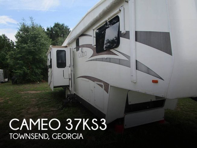 Used 2010 Carriage Cameo 37KS3 available in Sarasota, Florida