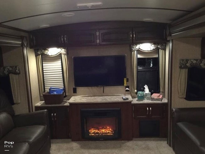 2016 Pace American Outback 326RL - Used Travel Trailer For Sale by Pop RVs in Sarasota, Florida