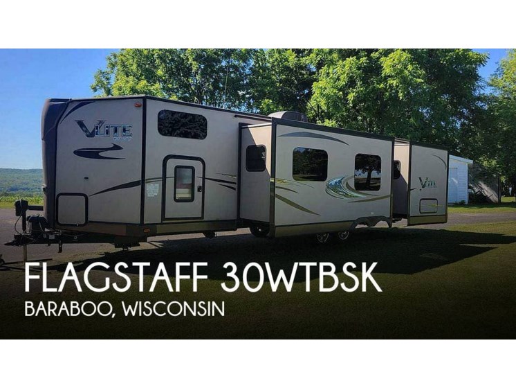 Used 2015 Forest River Flagstaff 30WTBSK available in Baraboo, Wisconsin