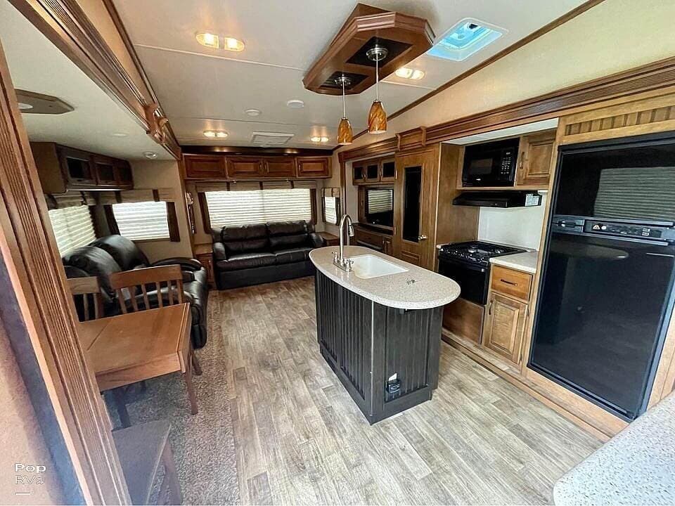 2015 Grand Design Reflection 303rls RV for Sale in Midlothian, IL 60445