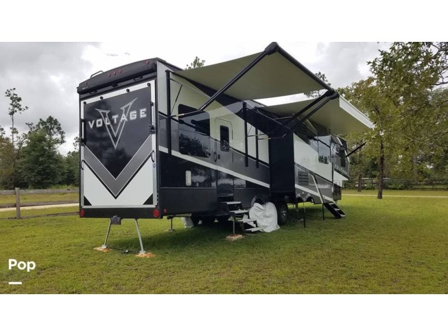 2021 Dutchmen Voltage 4225 - Used Toy Hauler For Sale by Pop RVs in Chipley, Florida