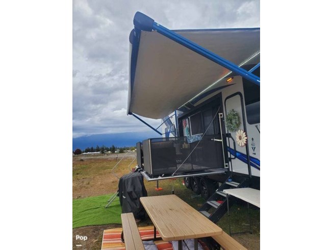 2018 Forest River Vengeance Touring Edition 40D12 - Used Toy Hauler For Sale by Pop RVs in Medical Lake, Washington