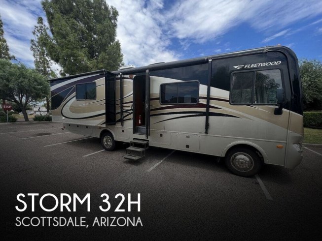Used 2014 Fleetwood Storm 32H available in Scottsdale, Arizona
