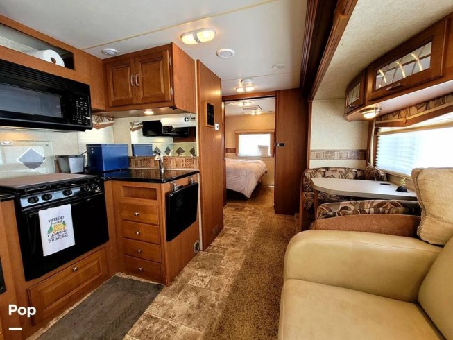 2012 Forest River Georgetown 280DS - Used Class A For Sale by Pop RVs in Puyallup, Washington