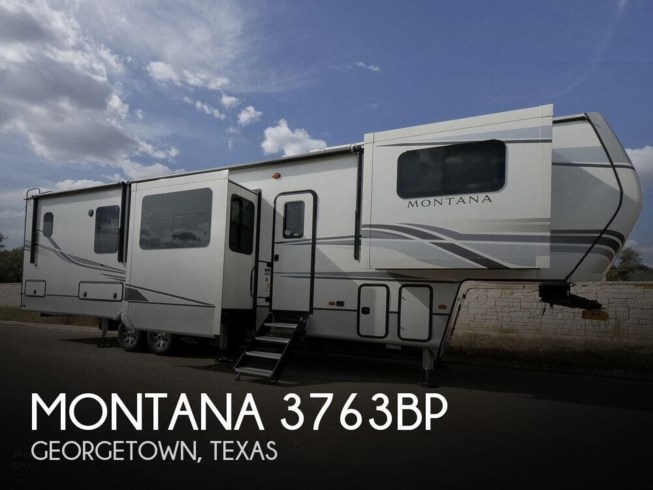 Used 2022 Keystone Montana 3763BP available in Georgetown, Texas