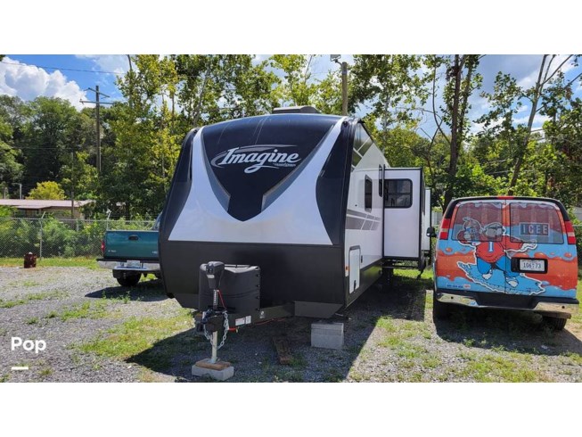2022 Grand Design Imagine 3250BH - Used Travel Trailer For Sale by Pop RVs in Newport, Tennessee