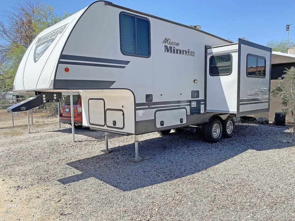 2020 Winnebago Micro Minnie 2405RL RV for Sale in Marana, AZ 85653