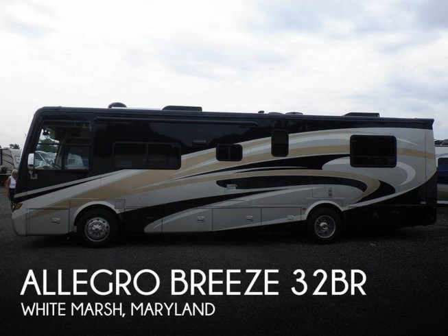 Used 2014 Tiffin Allegro Breeze 32BR available in Sarasota, Florida