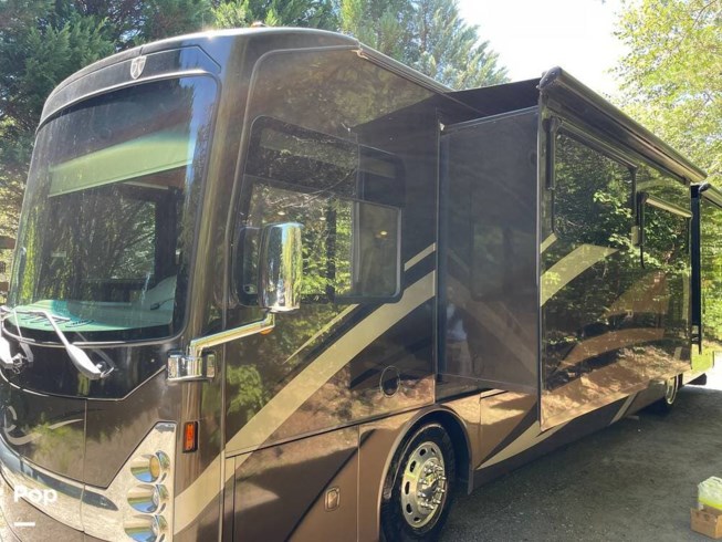2016 Tuscany 40DX by Thor Motor Coach from Pop RVs in Whittier, North Carolina