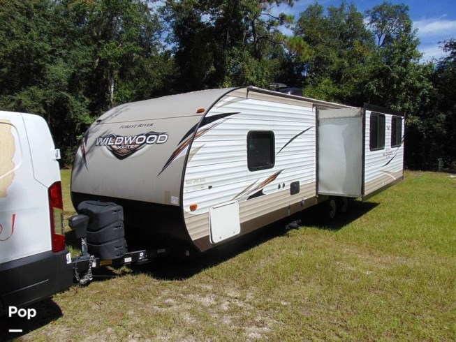 2019 Forest River Wildwood X-lite 254RLXL - Used Travel Trailer For Sale by Pop RVs in Sarasota, Florida