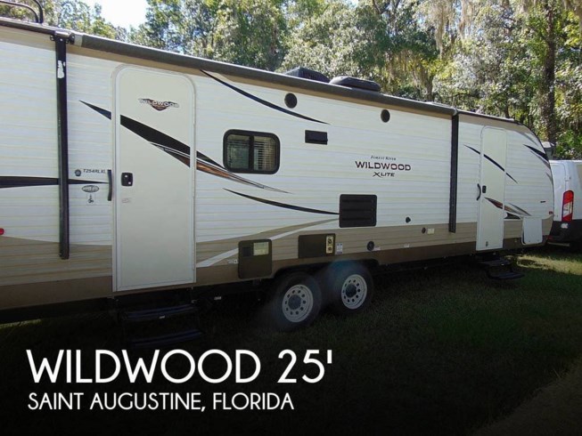 Used 2019 Forest River Wildwood X-lite 254RLXL available in Sarasota, Florida
