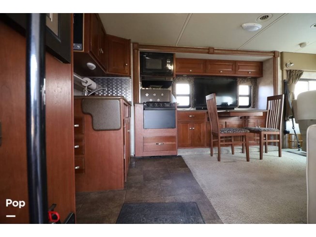 2013 Sunstar 30T by Itasca from Pop RVs in Kalispell, Montana