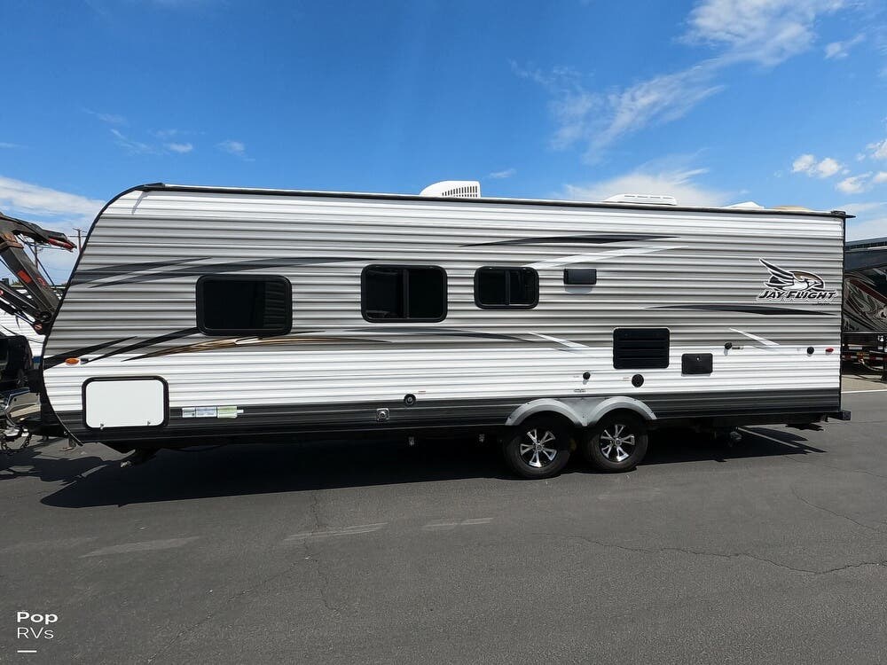 2018 Jayco Jay Flight 26BH RV for Sale in Riverside, CA 92505 303326 Classifieds