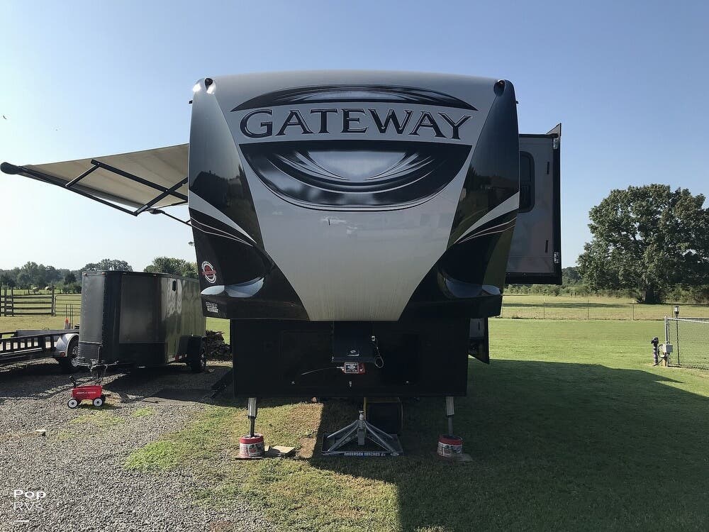 2018 Heartland Gateway 3712RDMB RV for Sale in Beebe, AR 72012 | 306655 ...