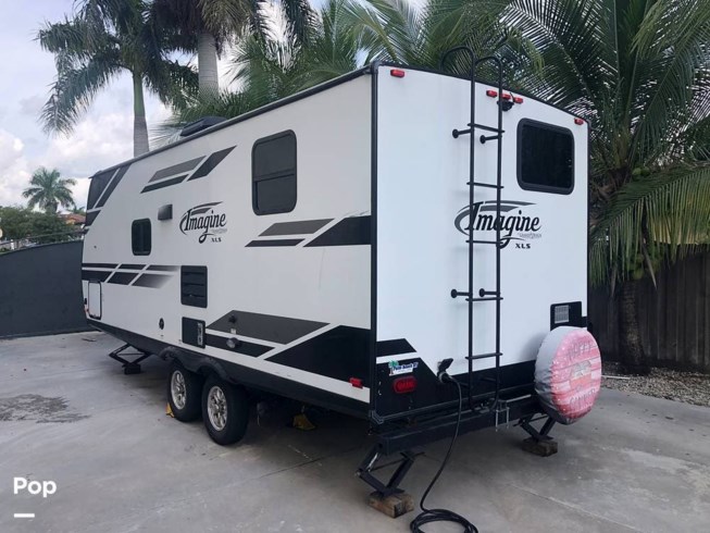 2019 Grand Design Imagine XLS 21BHE - Used Travel Trailer For Sale by Pop RVs in Miami, Florida