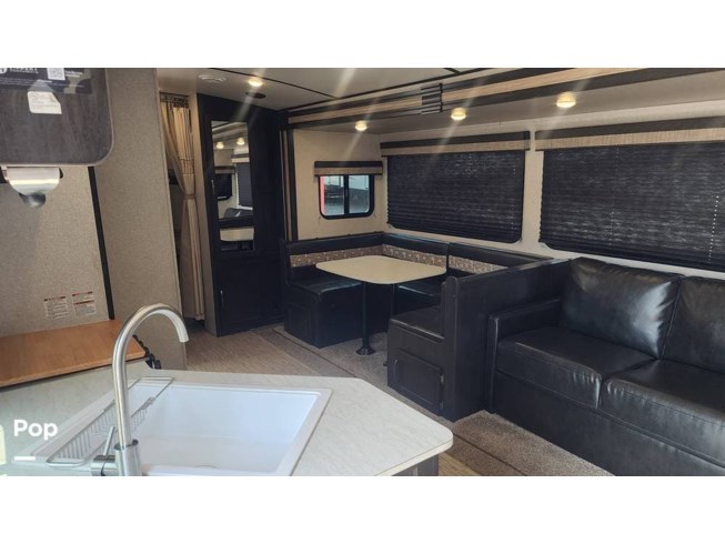 2020 Forest River Surveyor 295QBLE - Used Travel Trailer For Sale by Pop RVs in Weatherford, Texas