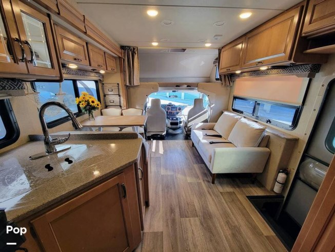 2017 Thor Motor Coach Four Winds 31E - Used Class C For Sale by Pop RVs in Omaha, Nebraska