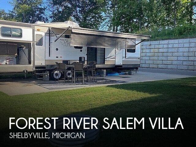 Used 2020 Forest River Salem Villa 42QBQ available in Shelbyville, Michigan