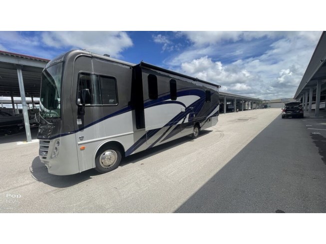 2022 Fleetwood Flair 32S - Used Class A For Sale by Pop RVs in Sarasota, Florida