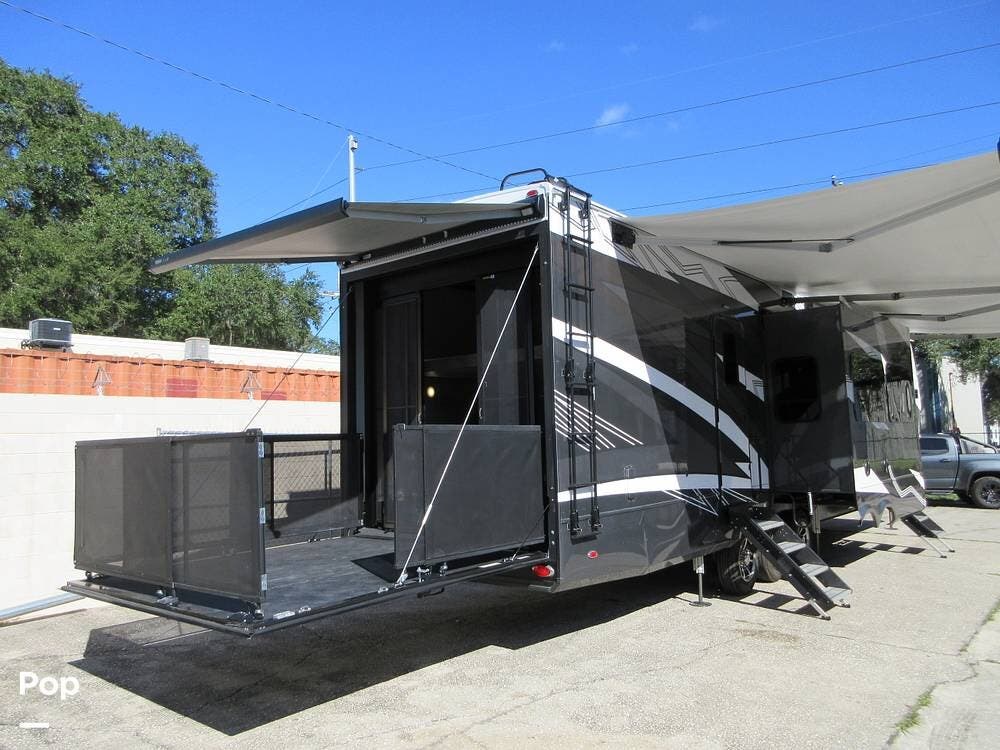 2022 Vanleigh Ambition 399TH RV for Sale in Hialeah, FL 33012 | 307916 ...