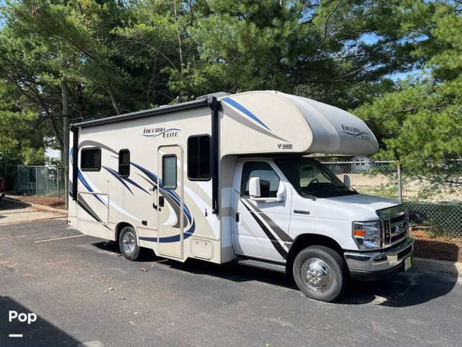 2017 Thor Motor Coach Freedom Elite 23H - Used Class C For Sale by Pop RVs in West Creek, New Jersey
