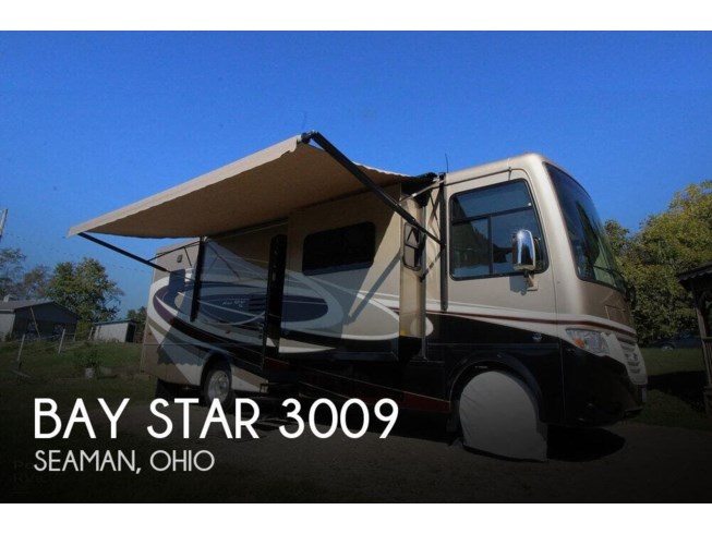 Used 2017 Newmar Bay Star 3009 available in Sarasota, Florida