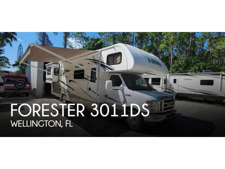 Used 2015 Forest River Forester 3011DS available in Loxahatchee, Florida