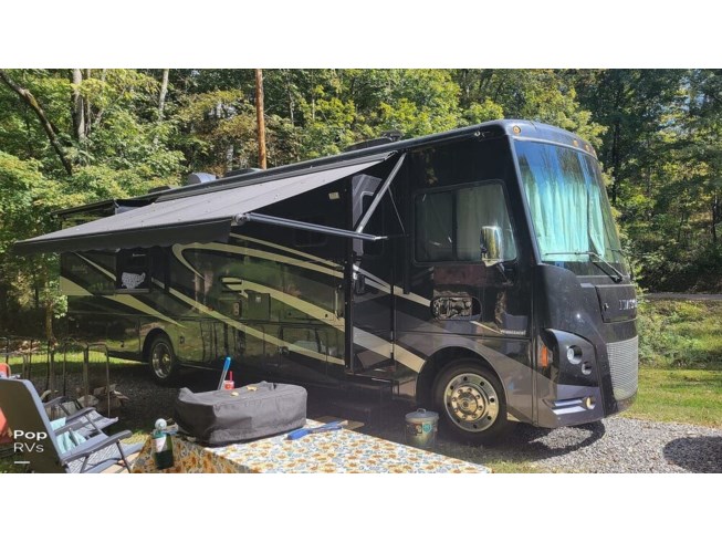 2016 Sunstar LX 35F by Itasca from Pop RVs in Sarasota, Florida